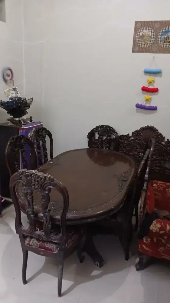Meja makan jati 6 kursi
