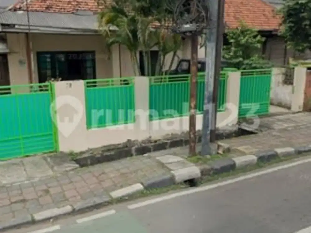 Rumah Tua di Pejompongan Jakarta Pusat