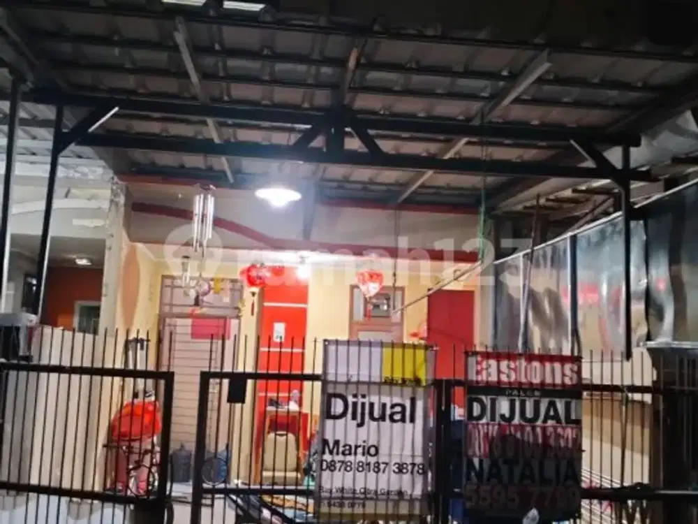 Rumah di Taman Palem Lestari Jakarta Barat
