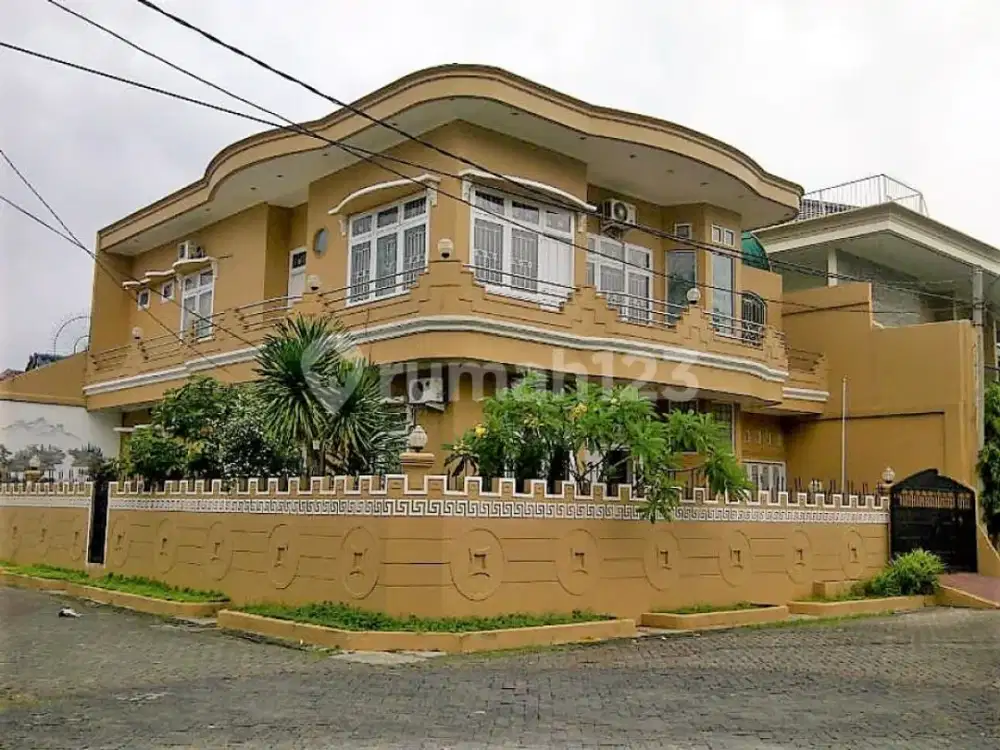 Rumah hook di Citra garden 5, Jakarta Barat