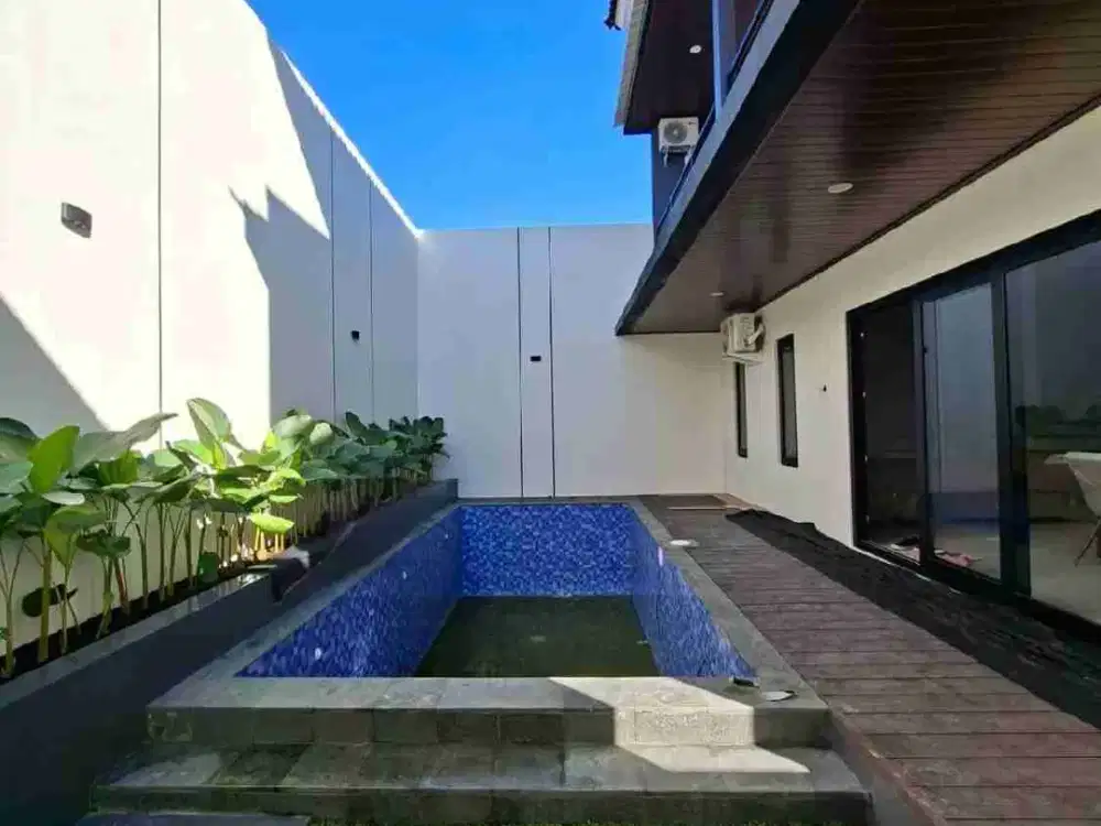 HARGA PROMO : DIJUAL RUMAH MEWAH JOGJA FULL FURNISH + KOLAM RENANG DEKAT JOGJABAY MAGUWOHARJO SLEMAN