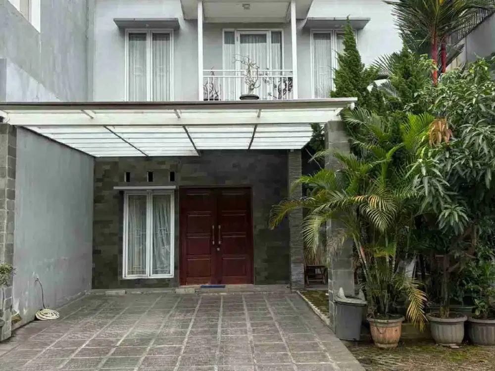 Rumah 2 Lantai Siap Huni Looks Mewah Cibubur
