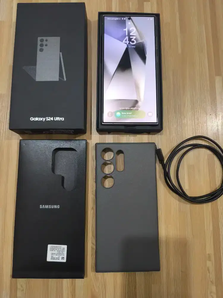 Samsung S24 Ultra 12/256GB Resmi SEIN Fullset original