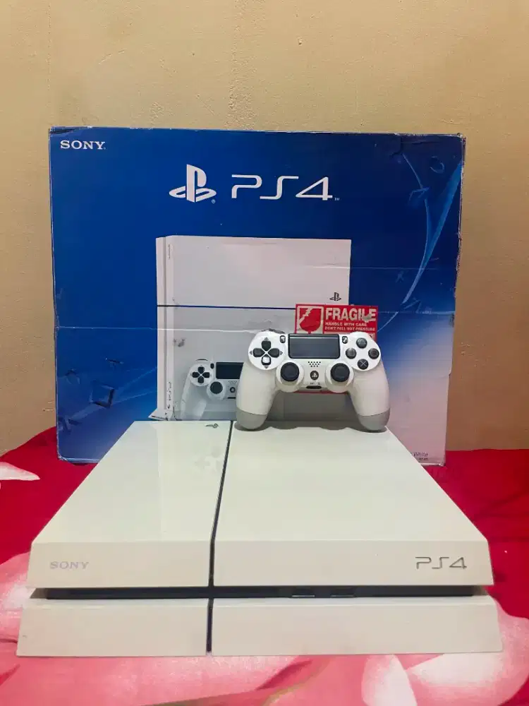 PS 4 FAT 1TB siap pakai