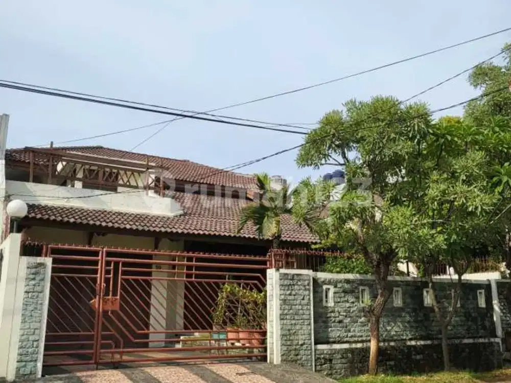 Rumah di Puri Indah, Jakarta Barat