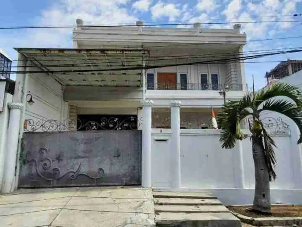 jual rumah di perum Manyar Surabaya