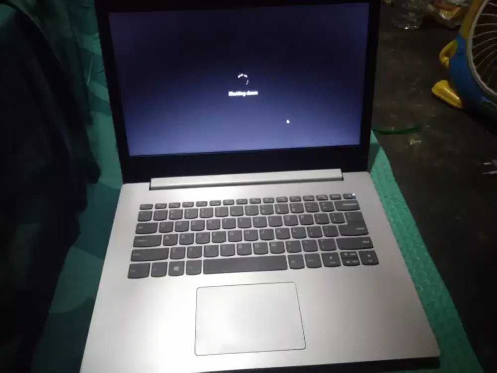 Laptop Lenovo Ideapad 330