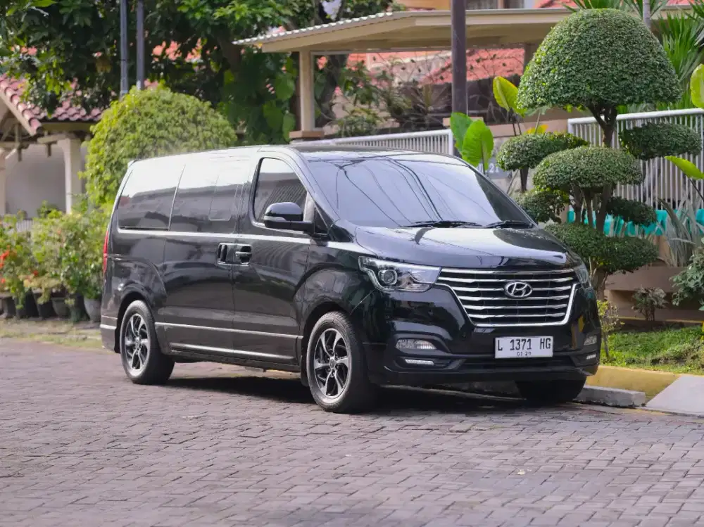 HYUNDAI H-1 ROYALE CRDI AT 2018, ISTIMEWA KM 40rb an!