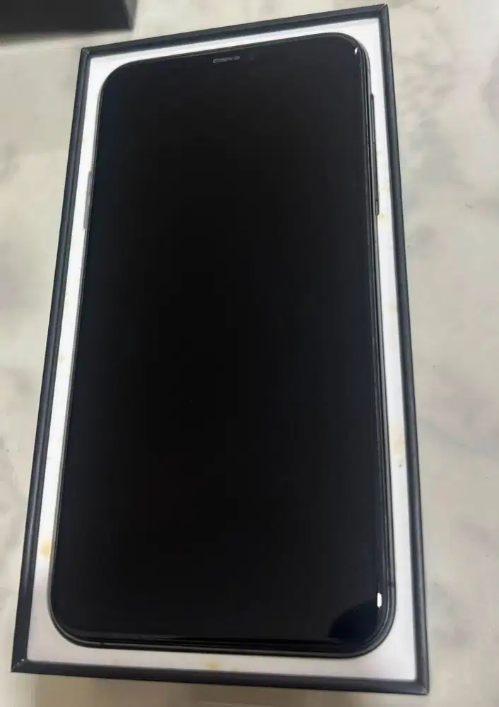 iPhone 11 PRO MAX 64GB IBOX Indonesia Very Good Condition
