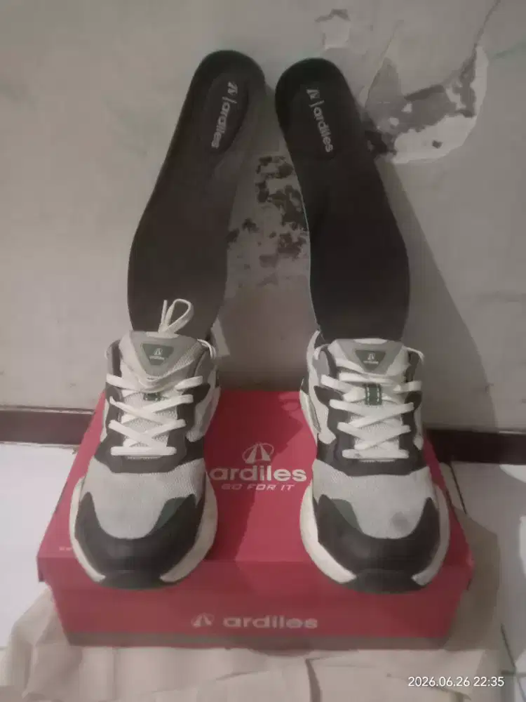 Sepatu ardiles original