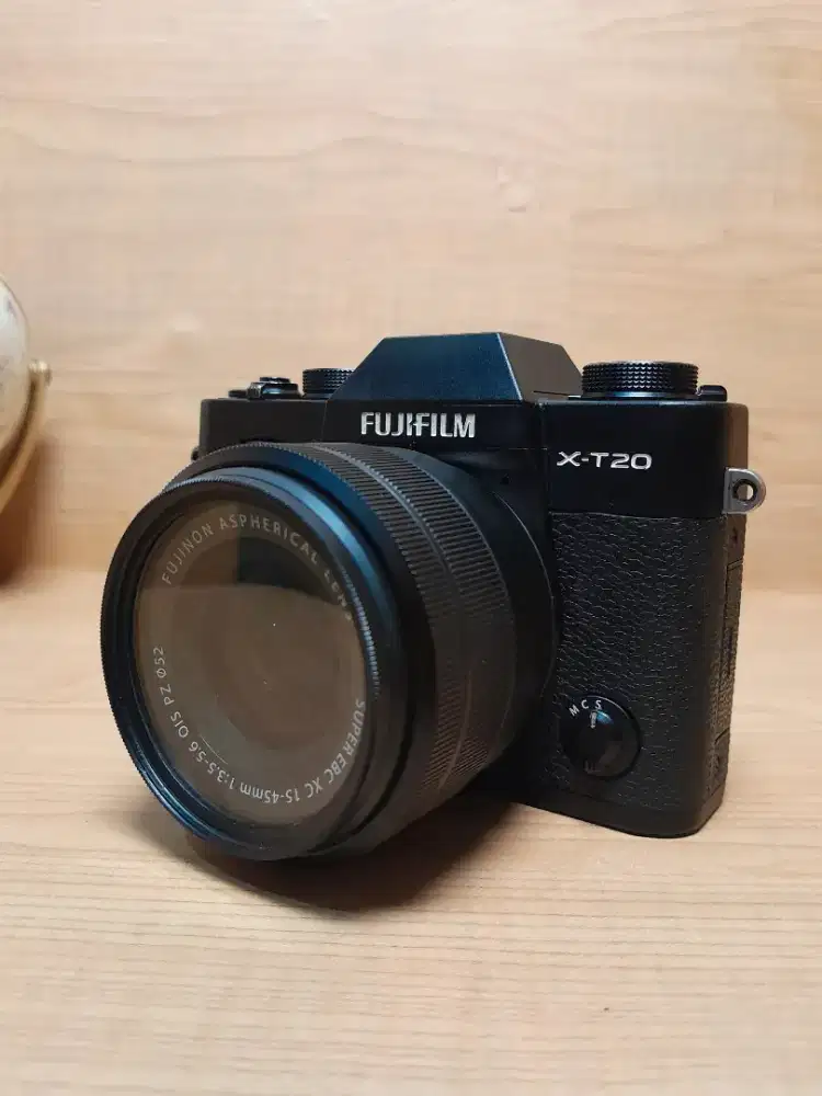FUJIFILM XT20 KIT 15 45 MULUS BERGARANSI