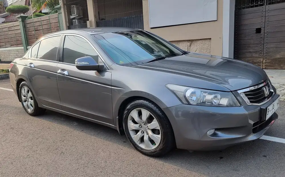 Honda Accord 2.4 VTIL AT Facelift 2008 Abu2 Met Istimewa skli Antik