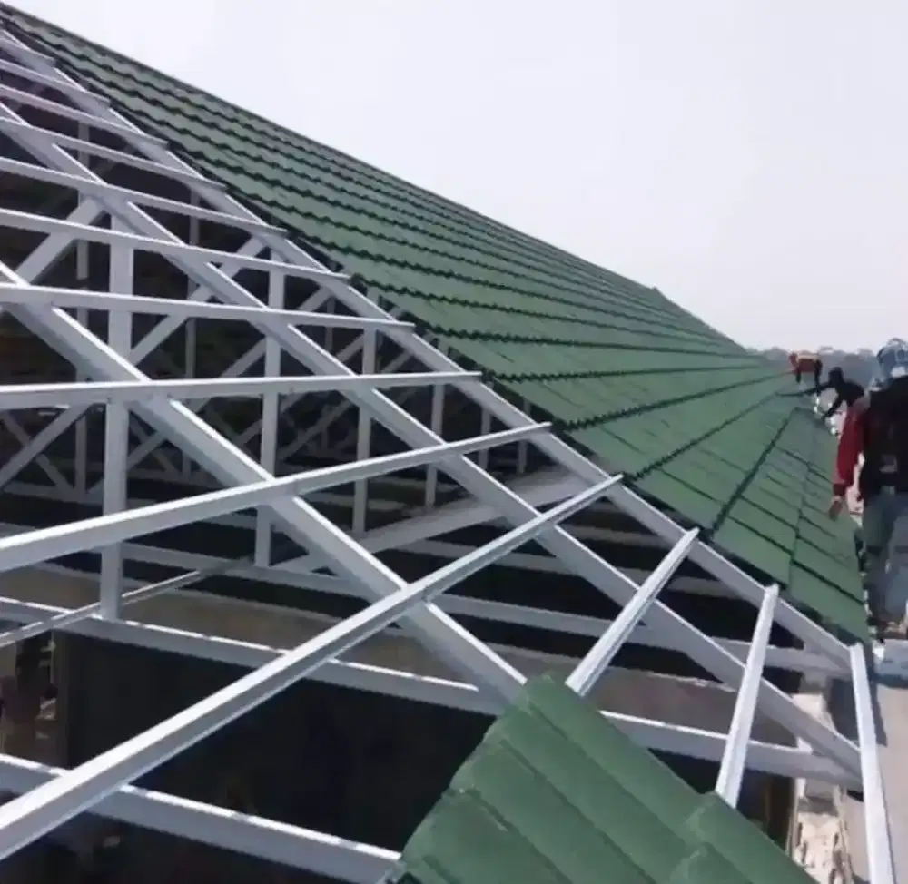 Atap baja ringan dan renovasi rumah