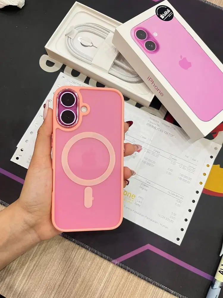 Iphone 16 pink tam