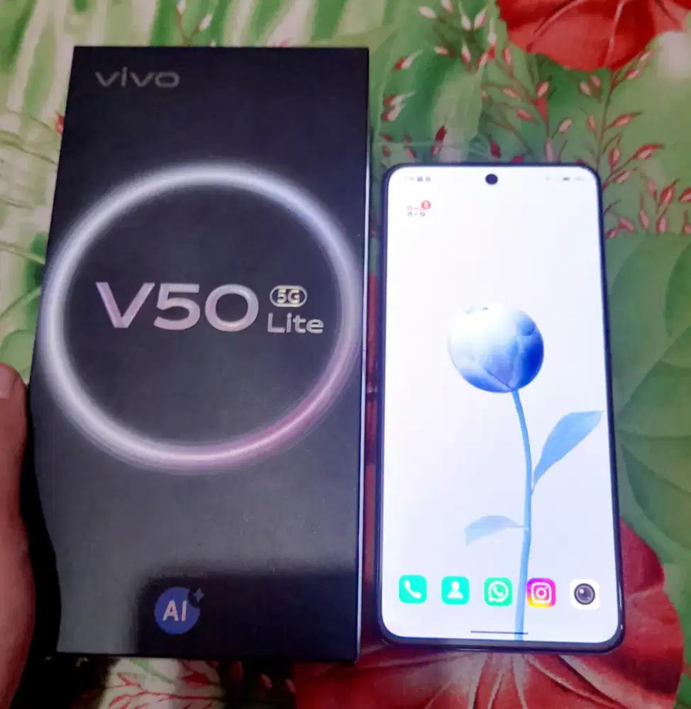 Jual vivo 50 lite 5G Ram 8+8/256 masih mulus seperti baru.