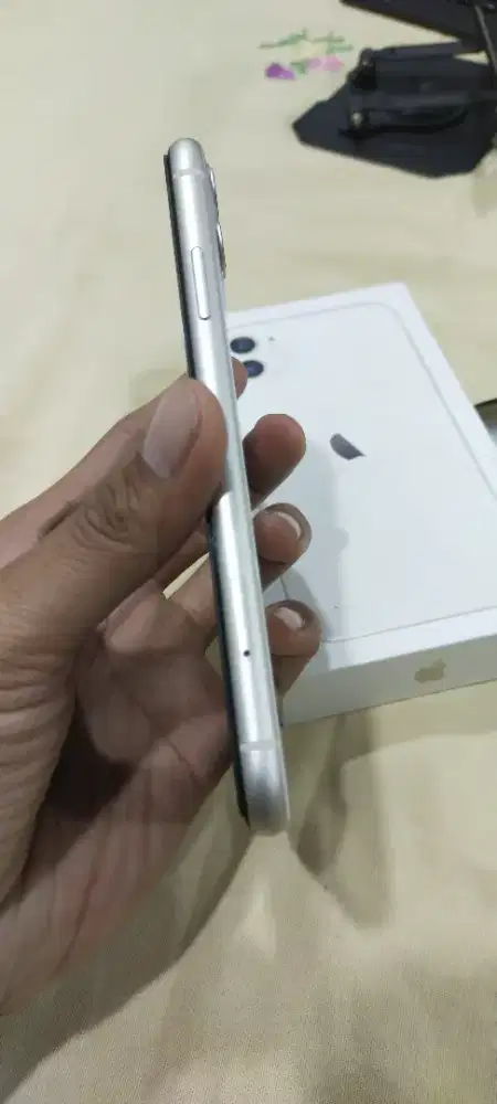 iPhone 11 64 GB ibox Muluss
