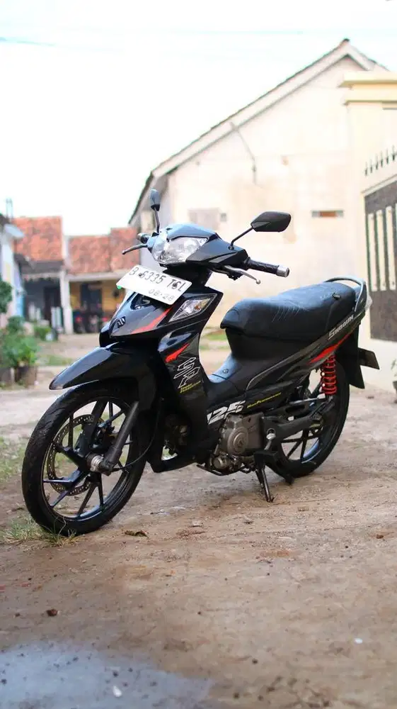 SUZUKI SHOGUN SP 125 kumplit