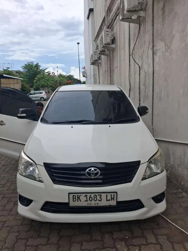 Toyota Kijang Innova 2013 Diesel