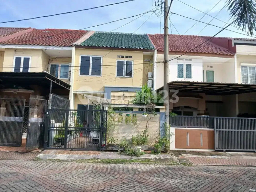 Rumah Di Taman Surya 5 Jakarta Barat