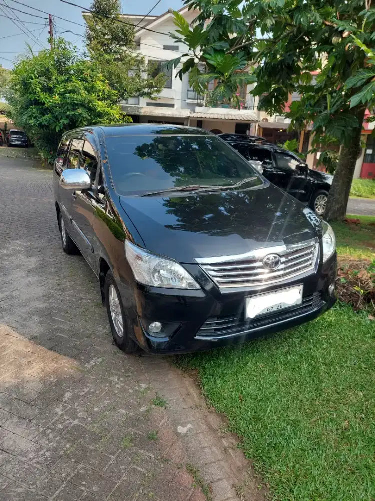Dijual Toyota Kijang Innova Tipe G 2.0 MT