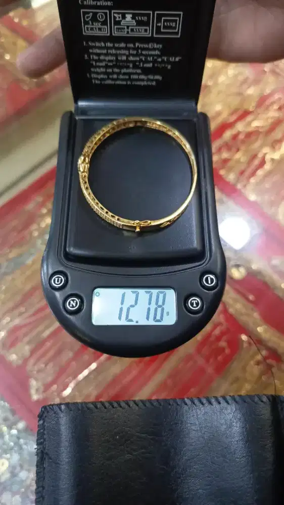 Terima jual beli emas
