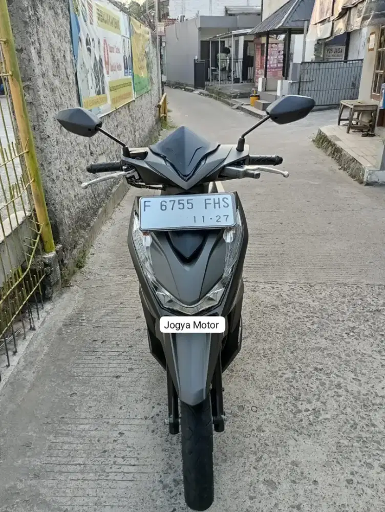 1 - Honda Beat Deluxe Tahun 2022