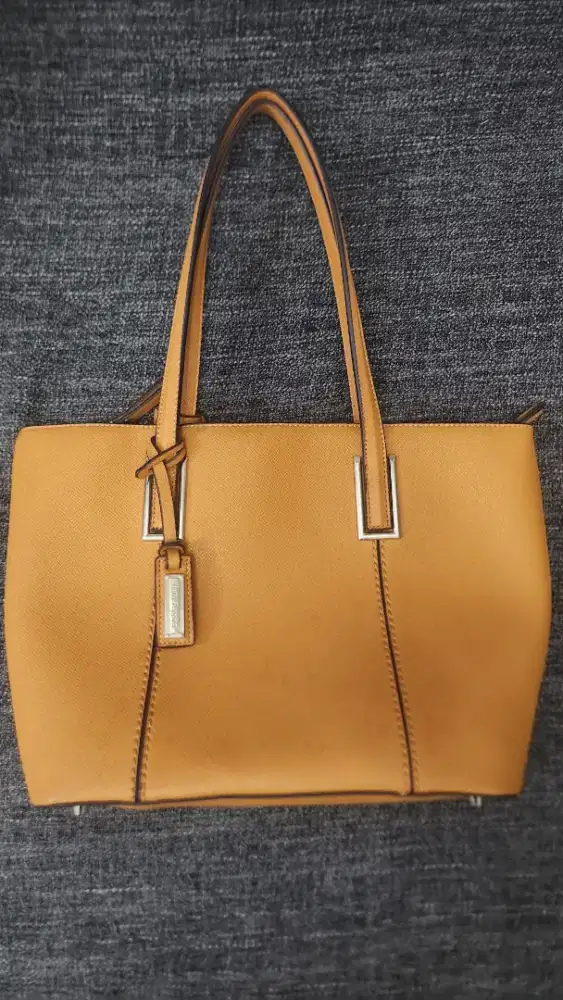 Dijual Tas Shoulder