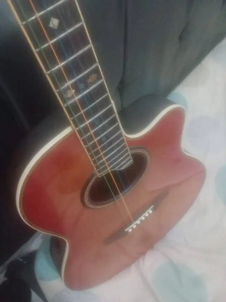 Jual Gitar Langka. Viber Ovation Mulus Ceper Empuk