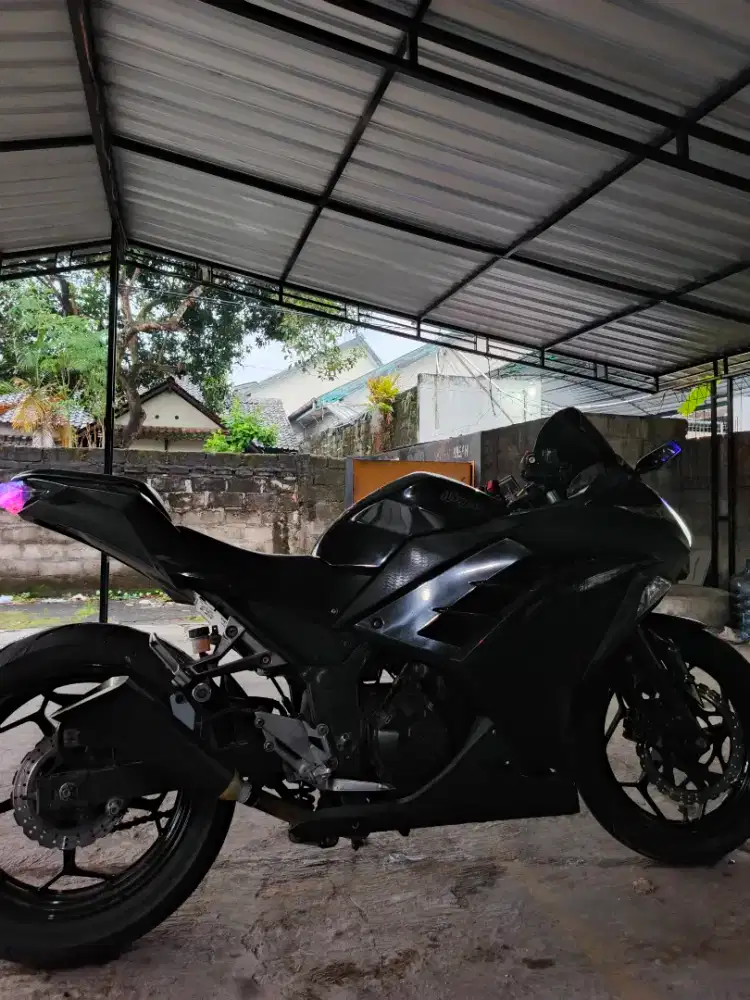 KAWASAKI NINJA FI 250CC FULL BLACK