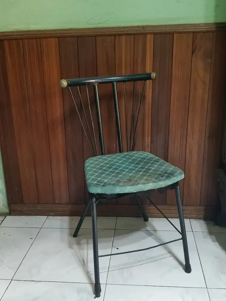 Meja makan kaca vintage