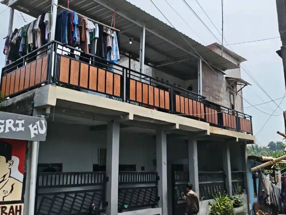 KOST DIJUAL BELAKANG UNS SOLO