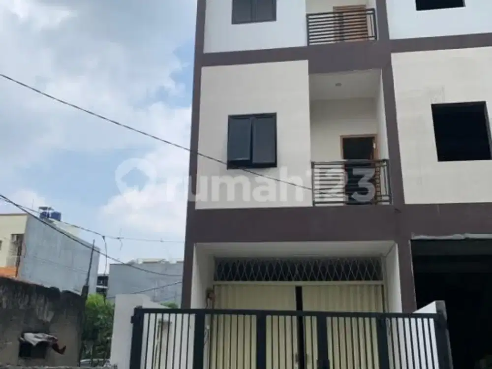Ruko Rapih dan Siap Pakai di Lokasi Strategis Jl. Latumenten Jelambar, Jl 640