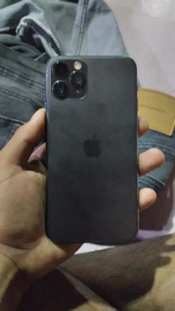 iPhone 11pro inter 64gb