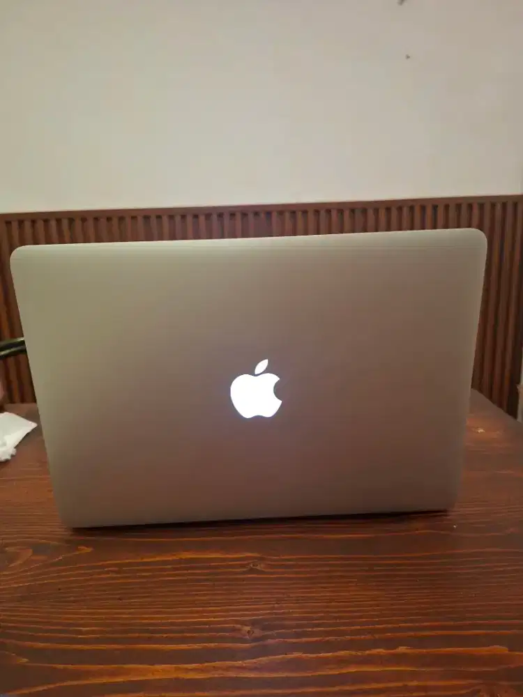Jual Laptop MacBook Air 13 2017 i5 RAM 8GB Normal Mulus Siap Pakai