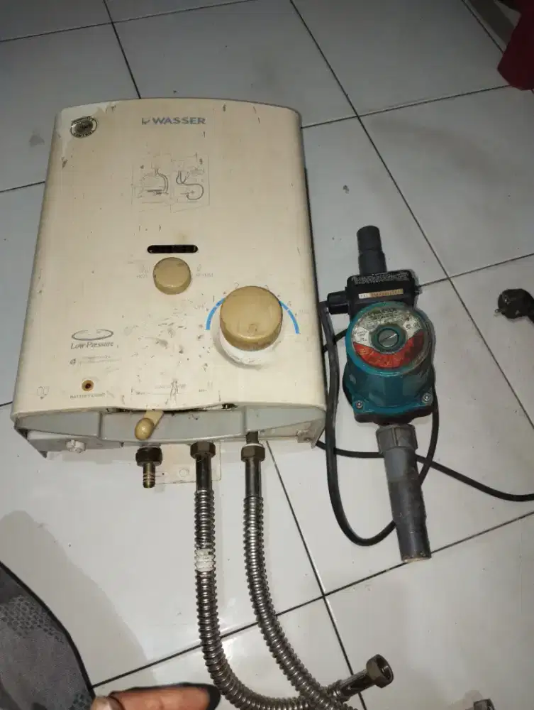 Water Heater dan pompa booster merek wasser