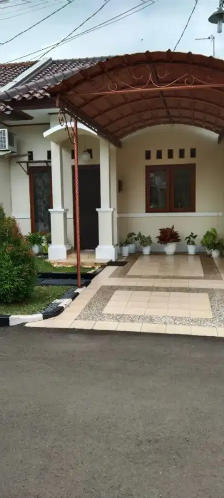 Di jual rumah dalam cluster bebas banjir di jl Ratna Jatibening