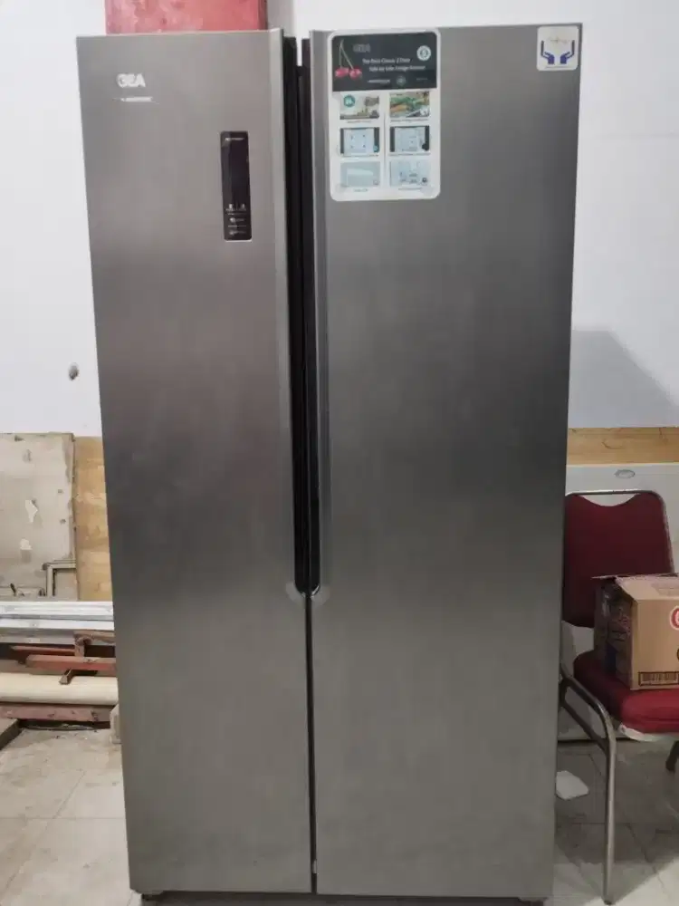 Kulkas 2 pintu GEA