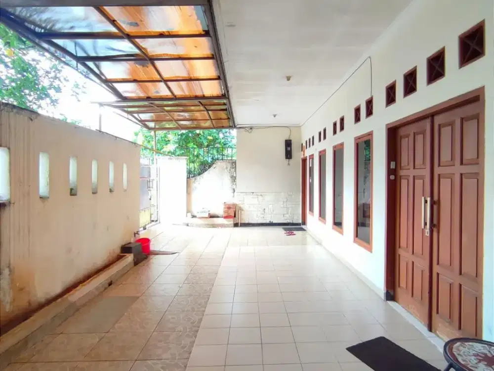 Dijual Rumah Bagus LT 210, Lokasi Elite, Siap Huni! - Bendungan Hilir Jakarta Pusat