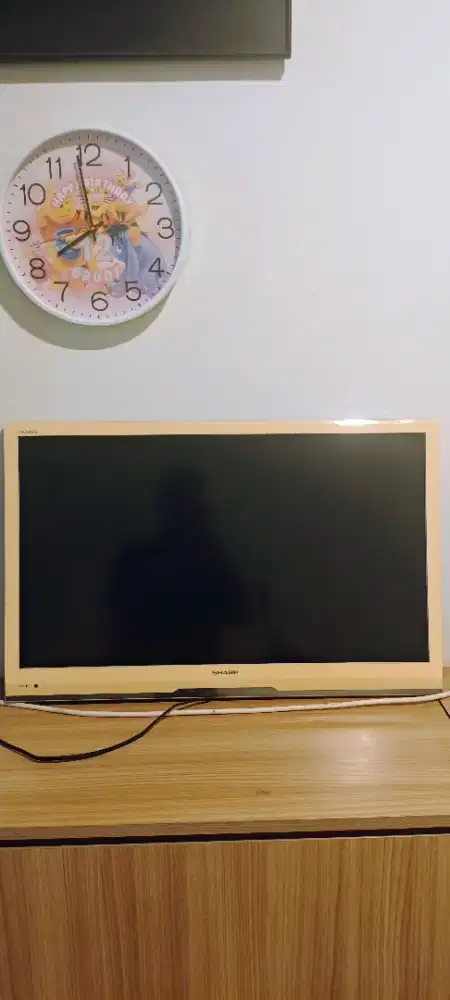 Tv LED Sharp 30 in