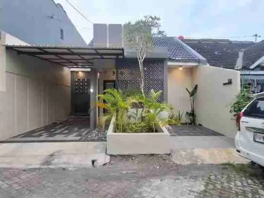 RUMAH MURAH DIJUAL CEPAT DEKAT STADION MAGUWO