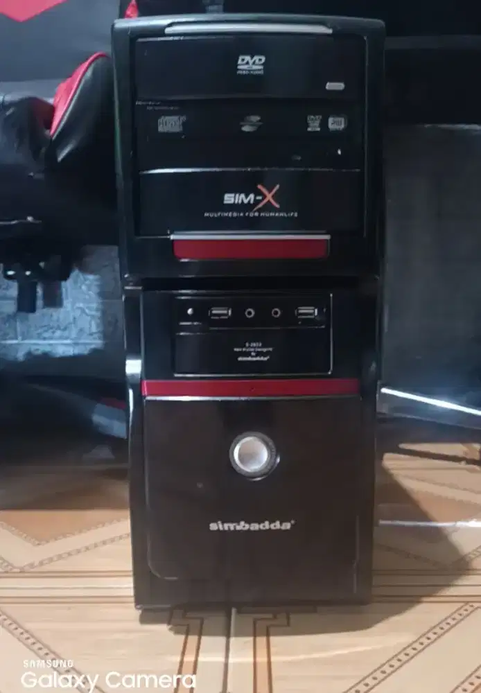 Cpu CORE i3, Hdd 500 GB.