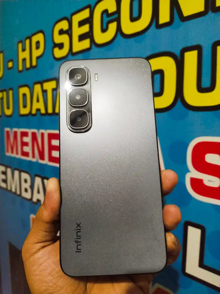 Infinix hot 60i ram 6+6/128