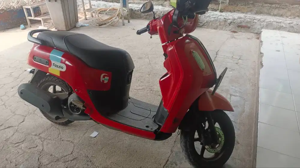 Yamaha Fazzio Merah