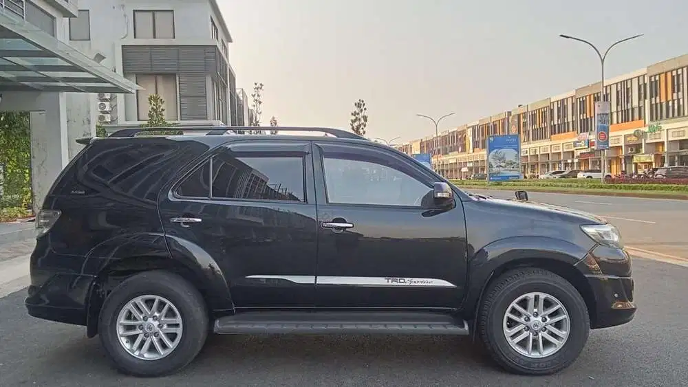 Toyota Fortuner 2013 Bensin