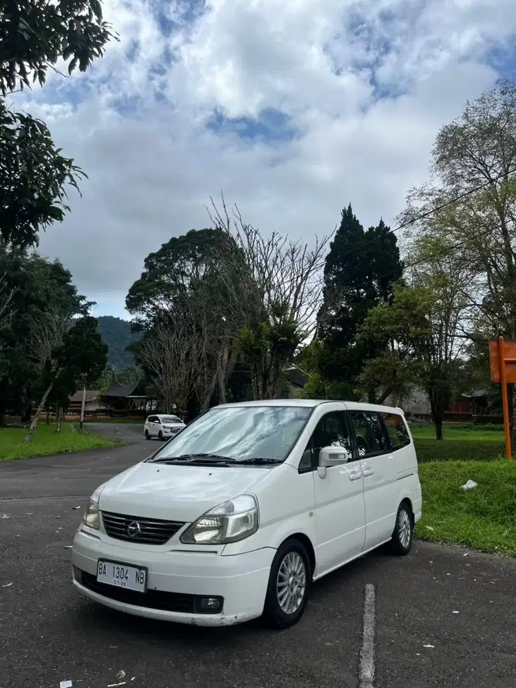 Nissan Serena HWS AT 2011