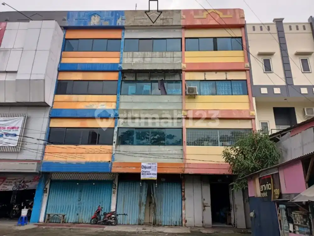 Ruko Bagus di Jl Peta Barat, Kalideres, Jakarta Barat 0021 Chr