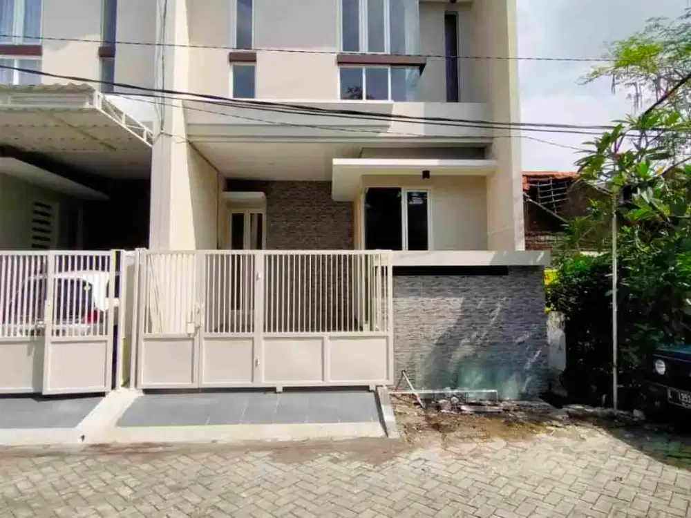 Rumah Wonorungkut Minimalis Modern Siap Huni Belakang Superindo Merr. Selangkah dr Nirwana Executive. Surabaya