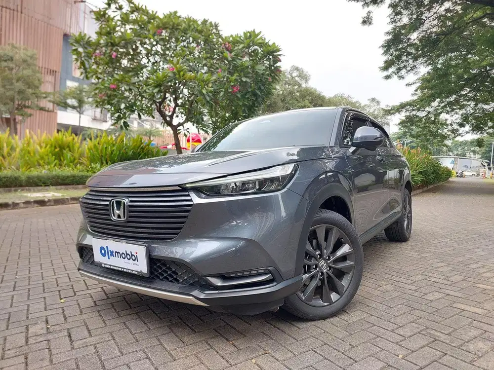 TDP 1 JUTA Honda HR-V 1.5 SE Bensin-AT 2022 Abu CBBYD