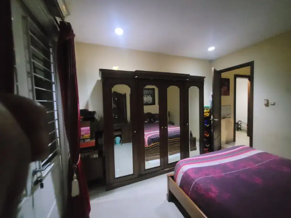 1 set furniture kamar tidur bahan jati ukiran jepara asli