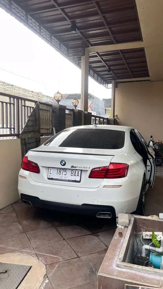 BMW 528i 2012 Bensin